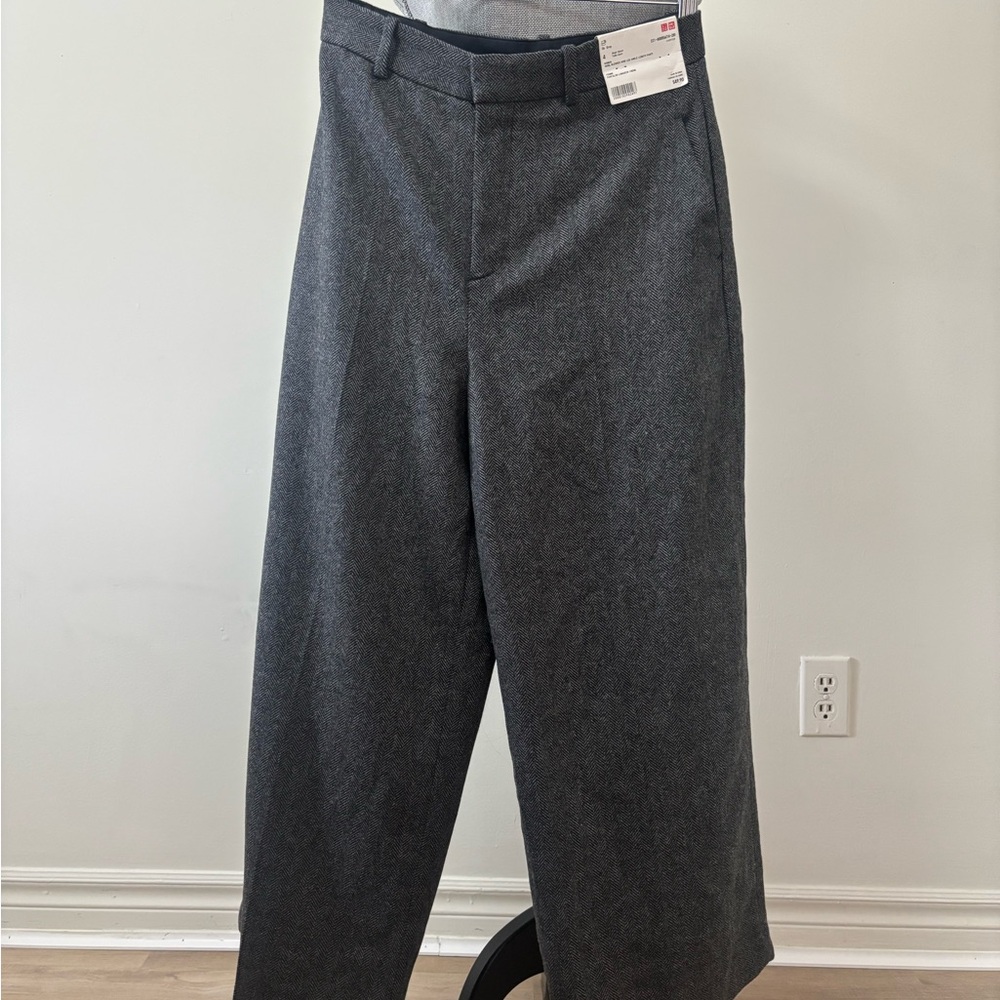 Uniqlo Herringbone Wool Blended Wide Leg Grey Trousers - Picture 2 of 6